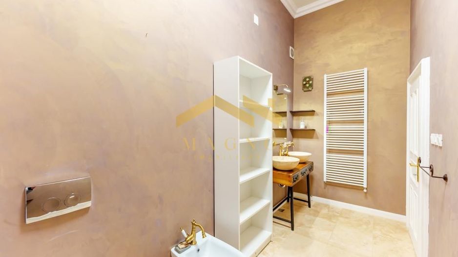 Apartament  superlux ,ultracentral de inchiriat . - Poză 14