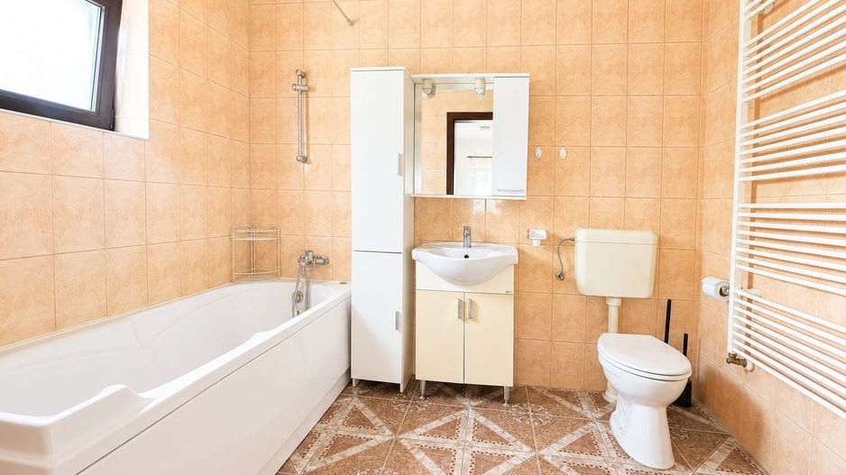 Casă recent renovată în cartierul Pârneava –Arad•400 mp teren•Oituz - Poză 7