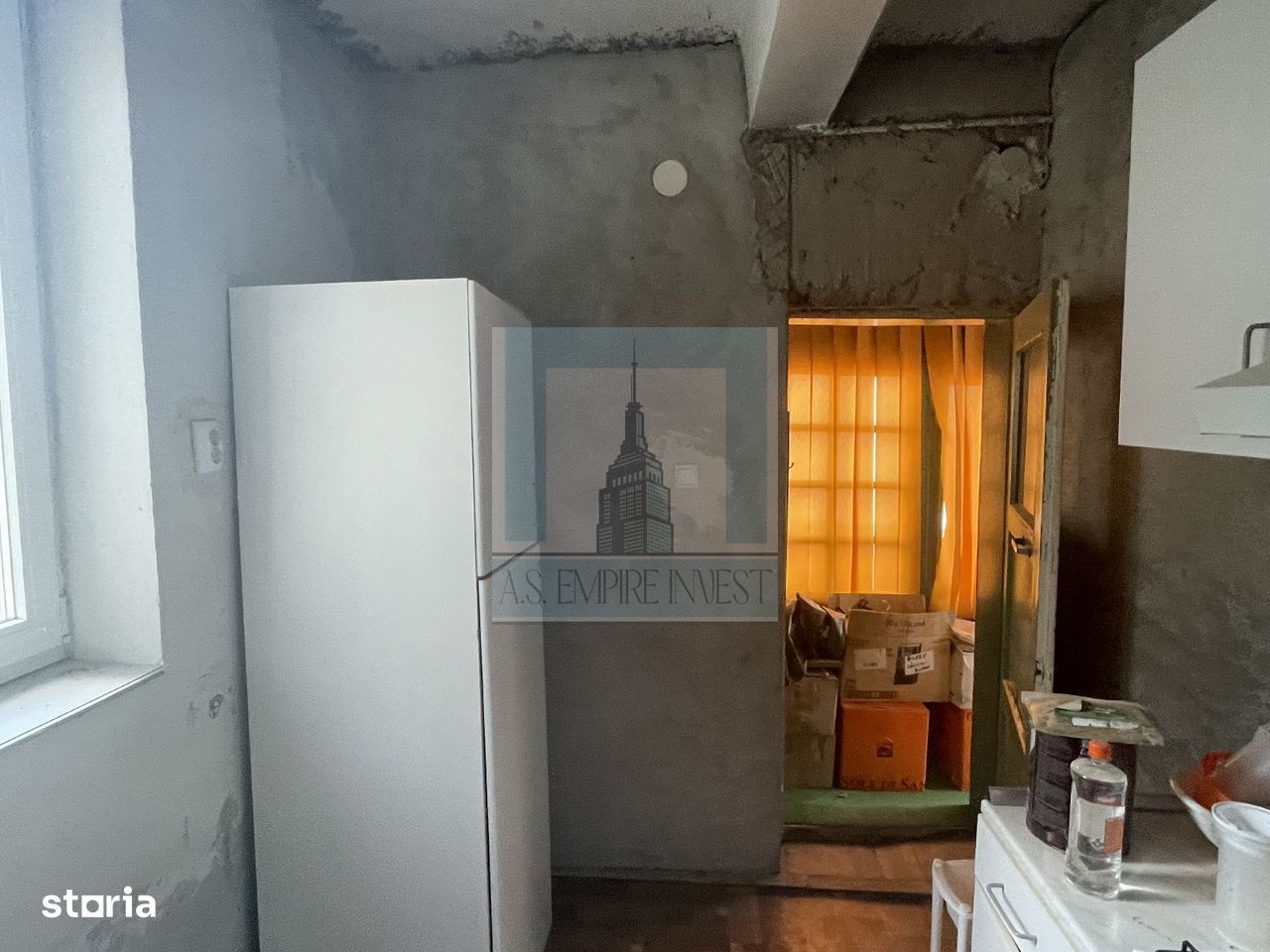 Casa de vanzare- zona Schei - Poză 8