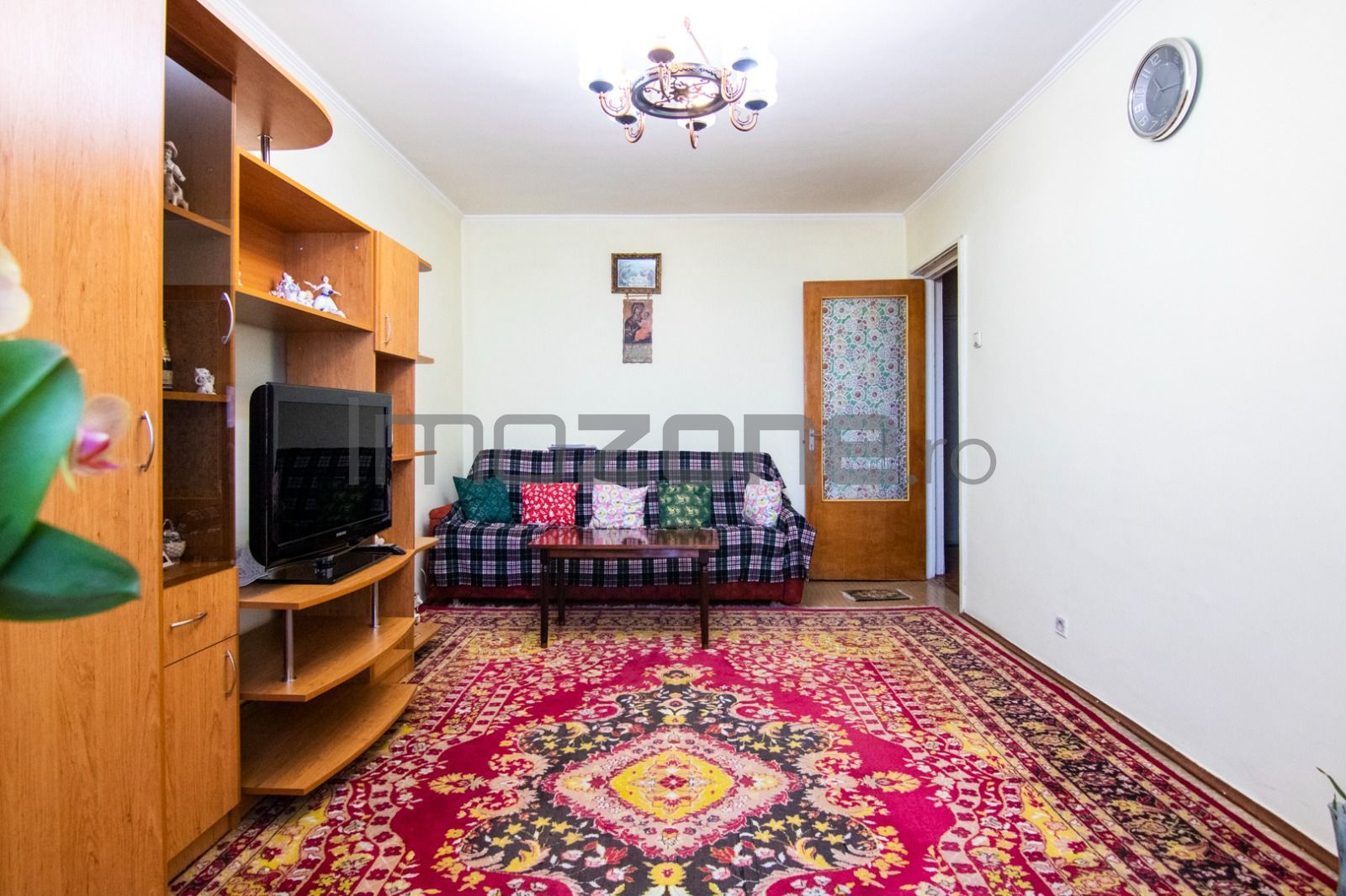 Gorjului, 3 camere la pret de 2, etaj 8/8, 69 mp, 2 bai, bucatarie mare, 1982 - Poză 2