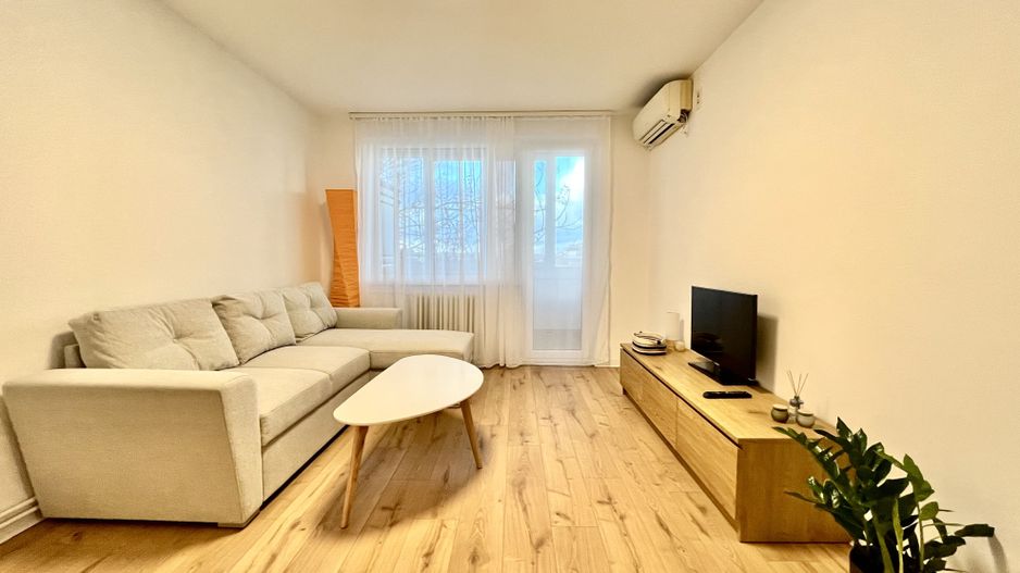 Apartament 3 camere, cu garaj,prima inchiriere, Central - Piața Unirii - Poză 2