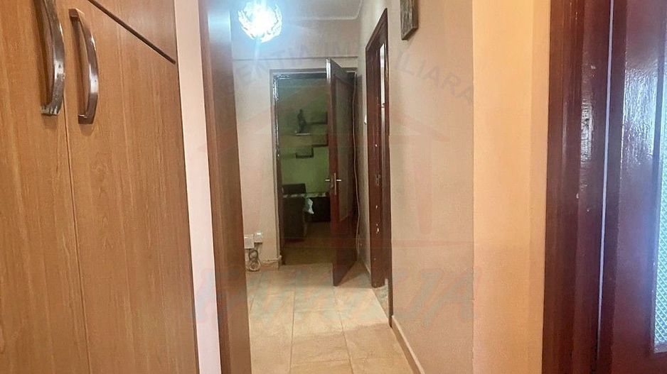 🏡 Apartament spațios 2 camere, decomandat, Mazepa – etaj 8, cu lift - Poză 4