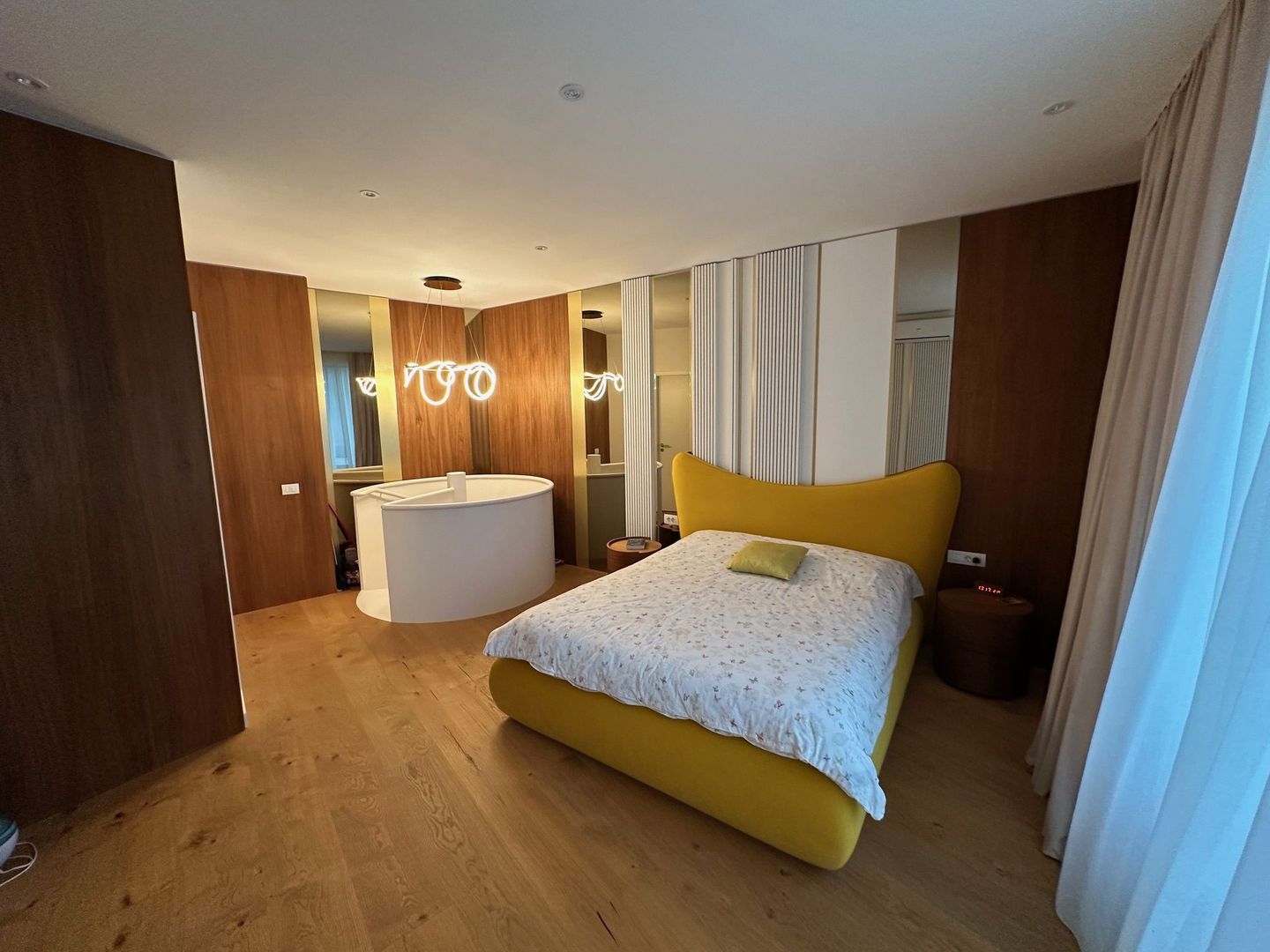 Apartament pe 2 niveluri - Poză 25