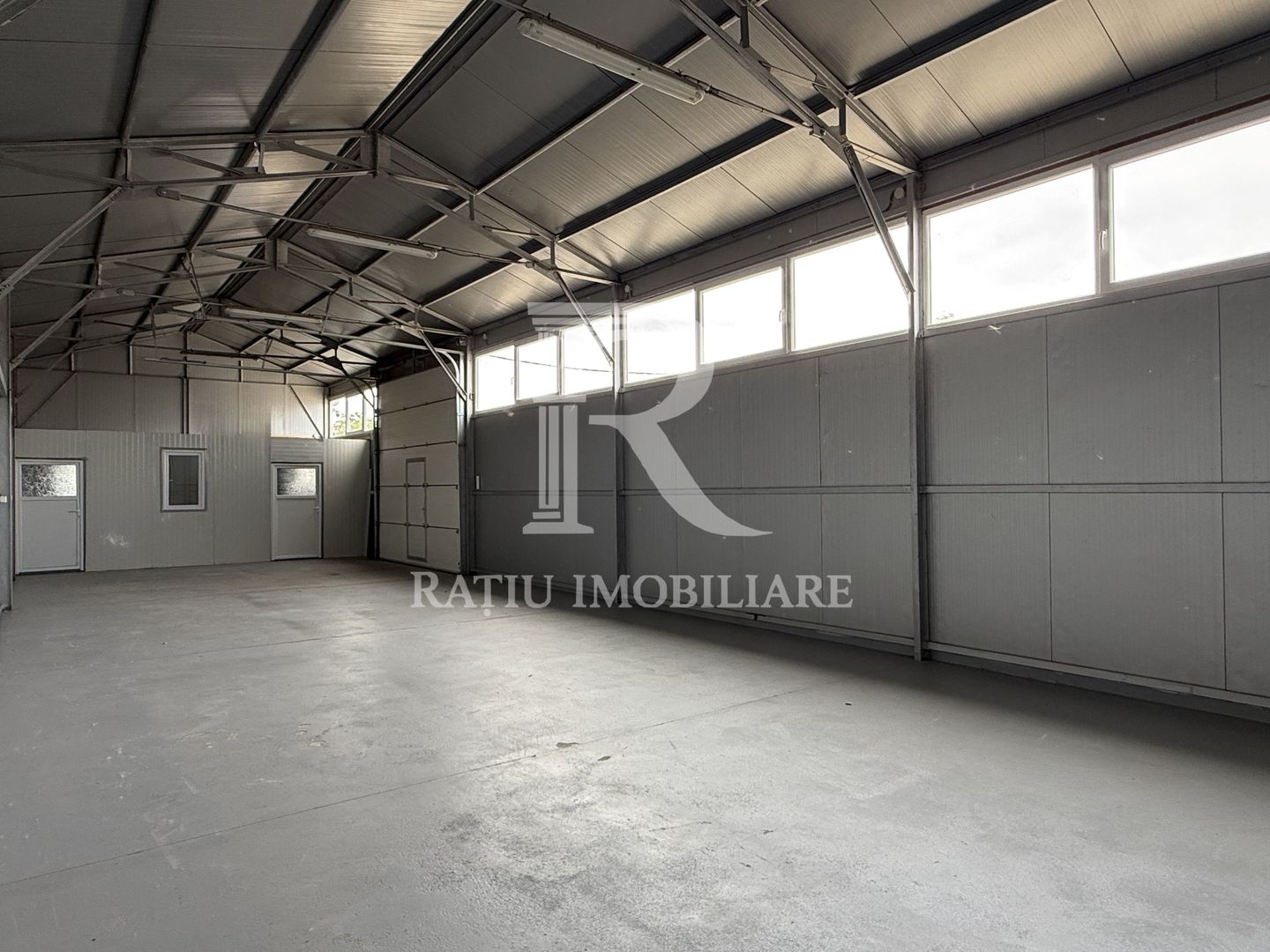 De închiriat hală industrială | 120 mp  | Oradea | - Poză 3