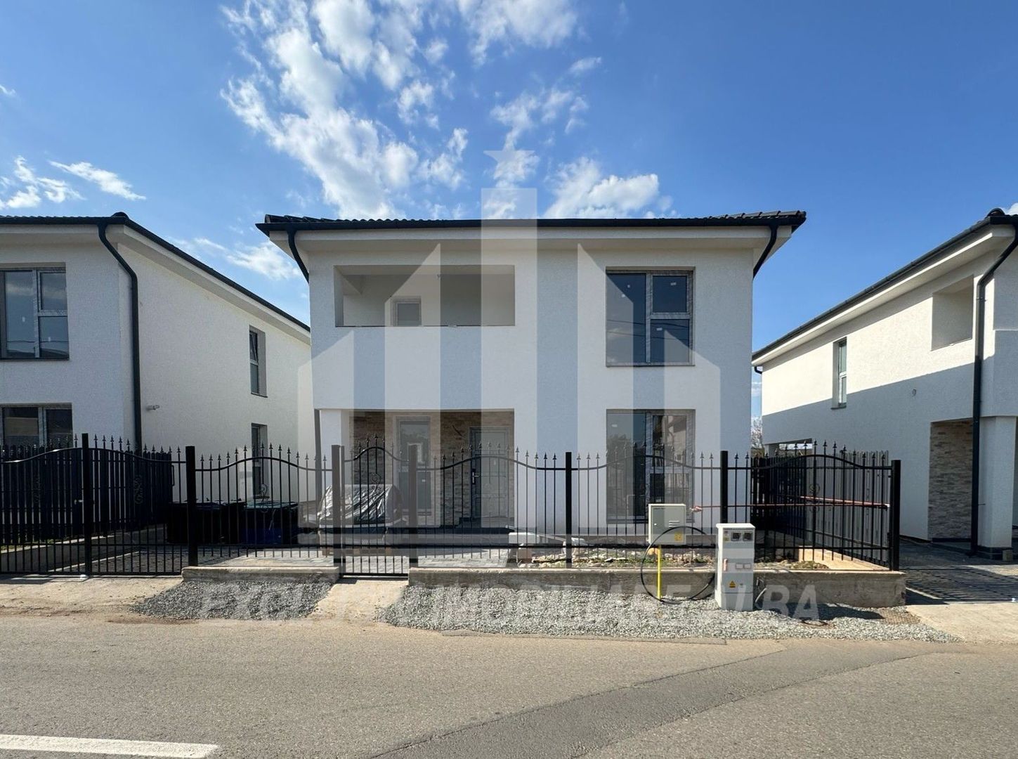 Casa individuala de vanzare, Micesti - Poză 1