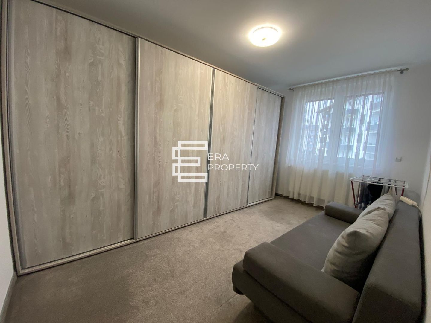 Casa tip duplex , pivnita, carport in Selimbar zona Brana - Poză 10