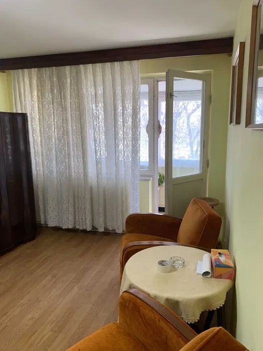 APARTAMENT  CU 2 CAMERE ZONA LIBERTATII ETAJ 3 - Poză 3