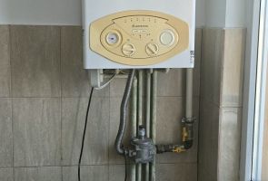 De vânzare apartament 2 camere decomandat | Zona 8 Mai - Poză 28