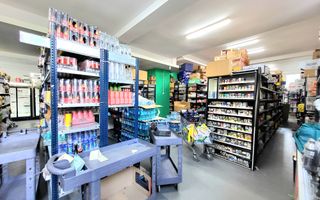 Spațiu comercial cu terasă - 350 mp - Poză 1