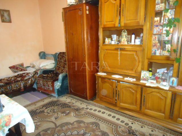 Apartament cu 4 camere, ideal pentru familie, în zona Penny. - Poză 3