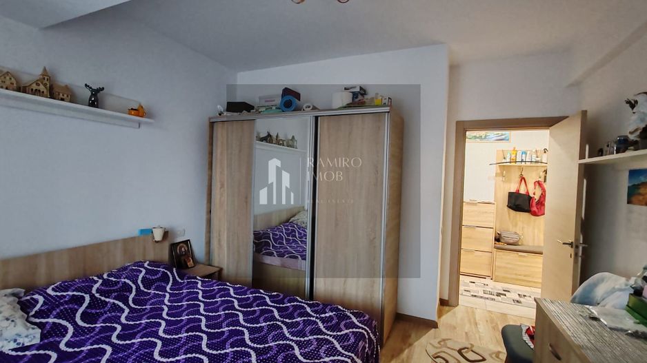 Apartament 2 camere, Sector 5, Pecineaga/Salaj, decomandat, centrala - Poză 4