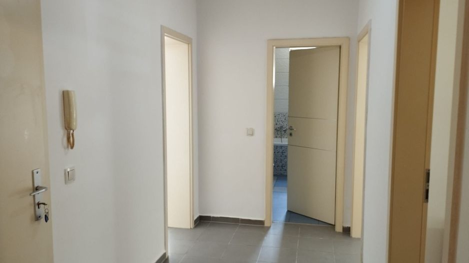 Apartament  3 camere - Poză 9