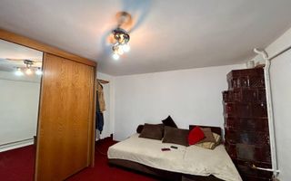 Apartament la casă, 2 camere + curte proprie, 85 mp – Str. C.D. Fortunescu - Poză 2