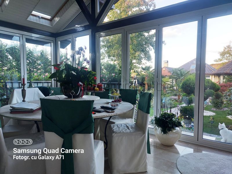 Casa lux cu 5 camere in Rontau - Poză 8