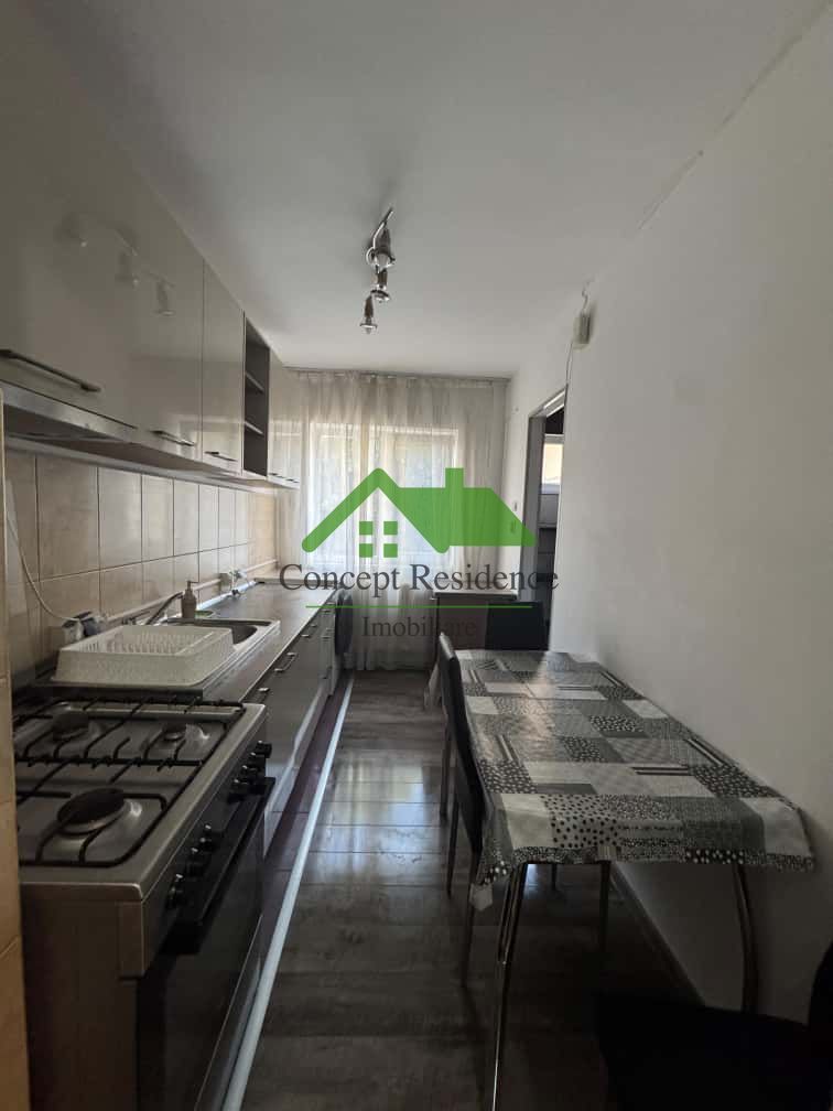 Apartament 3 camere - Traian , zona Garii - Poză 12