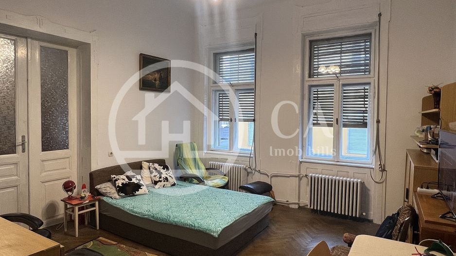 Apartament cu 3 camere de vanzare Central Oradea - Poză 3