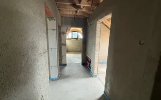 Casă semifinisată în Horodnic de Sus | 203 mp | Teren 1.000 Mp - Poză 12