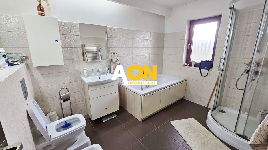 Casa 4 camere, mobilata, utilata, 500 mp teren, asfalt, Alba-Micesti - Poză 12