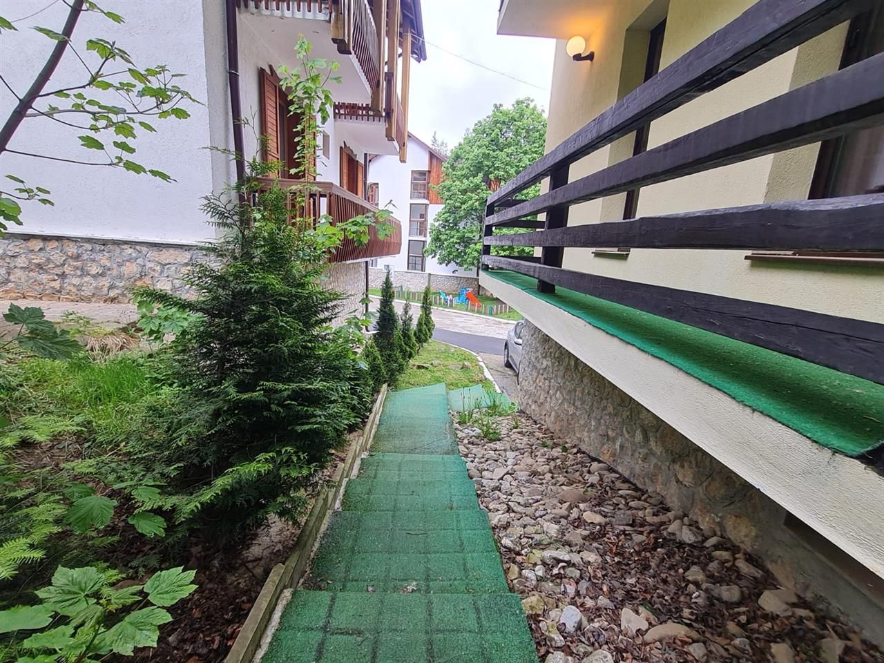 Casa ta de vacanta, imbratisata de natura,3 terase, parcare, Poiana Brasov - Poză 44