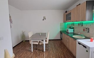 Floresti - Stoenesti, Jud. Giurgiu, vila + garaj + beci, teren 1400 mp - Poză 9