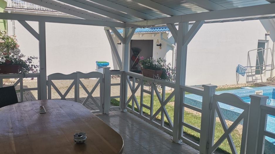 Casă deosebită în Fratellia, cu teren 657 mp - Poză 5