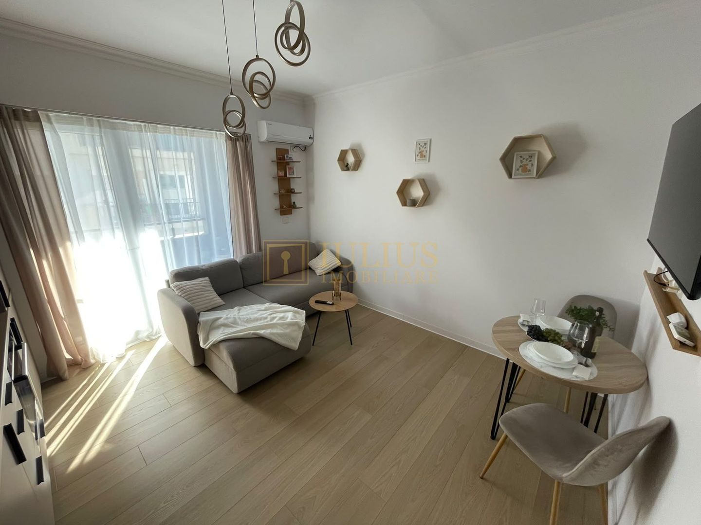 ESO- Giroc| 2 camere-modern bloc 2024| loc parcare| balcon - Poză 11