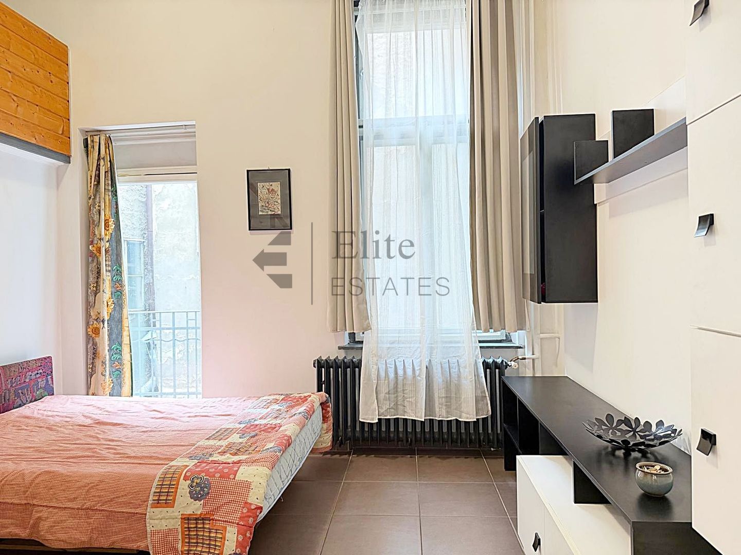 Apartament ultracentral cu 2 camere | Palatul Apollo Oradea - Poză 4