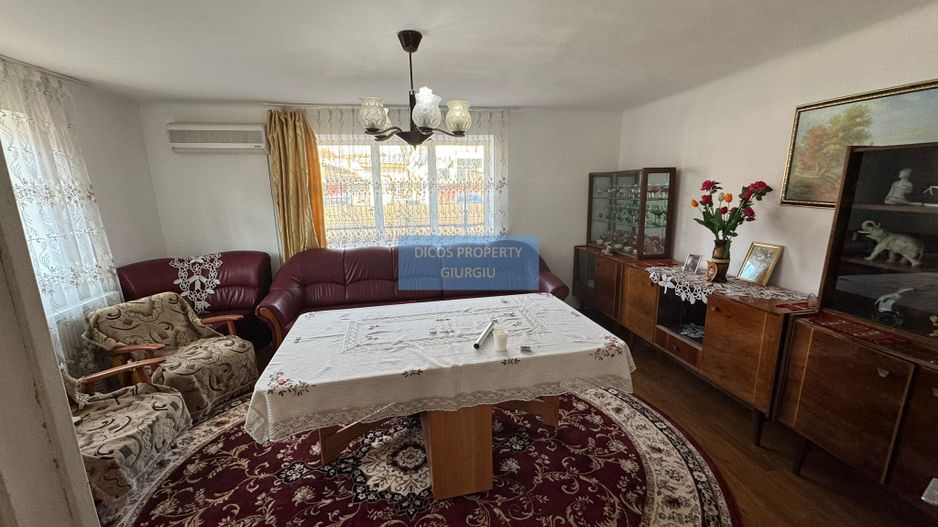 De Vânzare - Casă, Strada Griviței - Poză 29