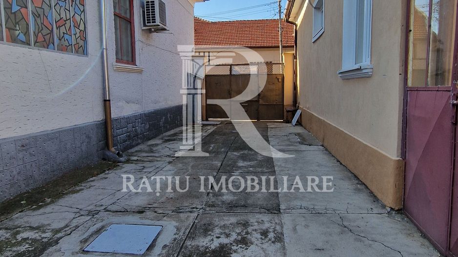 De inchiriat | Spațiu comercial central | Oradea. - Poză 11