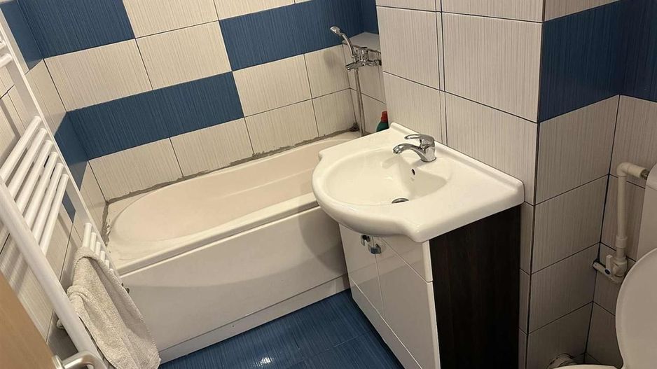 2 camere et 3 Sagului-Dambovita centrala proprie - Poză 11