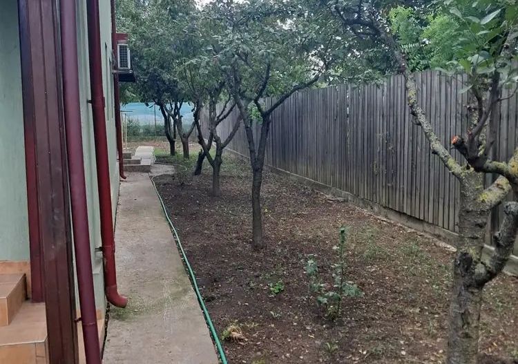 Casă de vânzare P+1 în Otopeni   Zona centrala - Poză 8