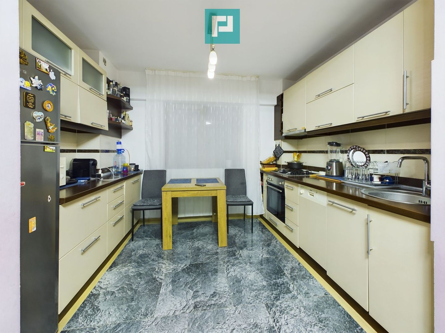 Apartament cu 2 camere decomandat zona Intim - Poză 11