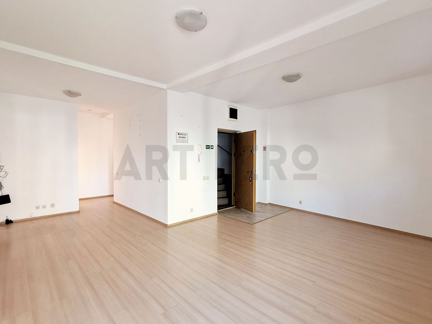 Zero comision, 100mp spatiu birou in vila Universitate, 7' metrou - Poză 2