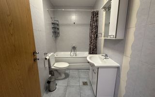 Apartament de inchiriat cu 3 camere,zona semicentrala! - Poză 10
