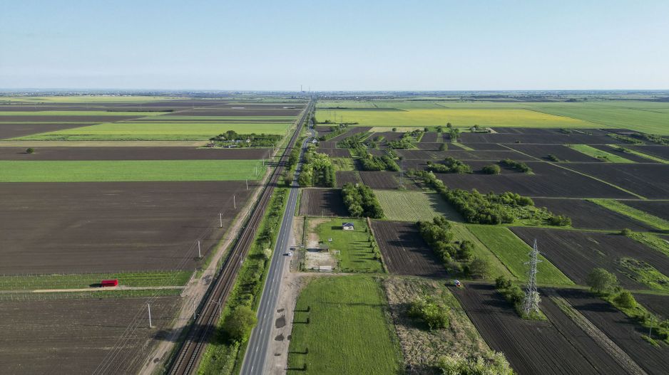 Închiriere platformă teren 4.000 mp Curtici - Poză 6