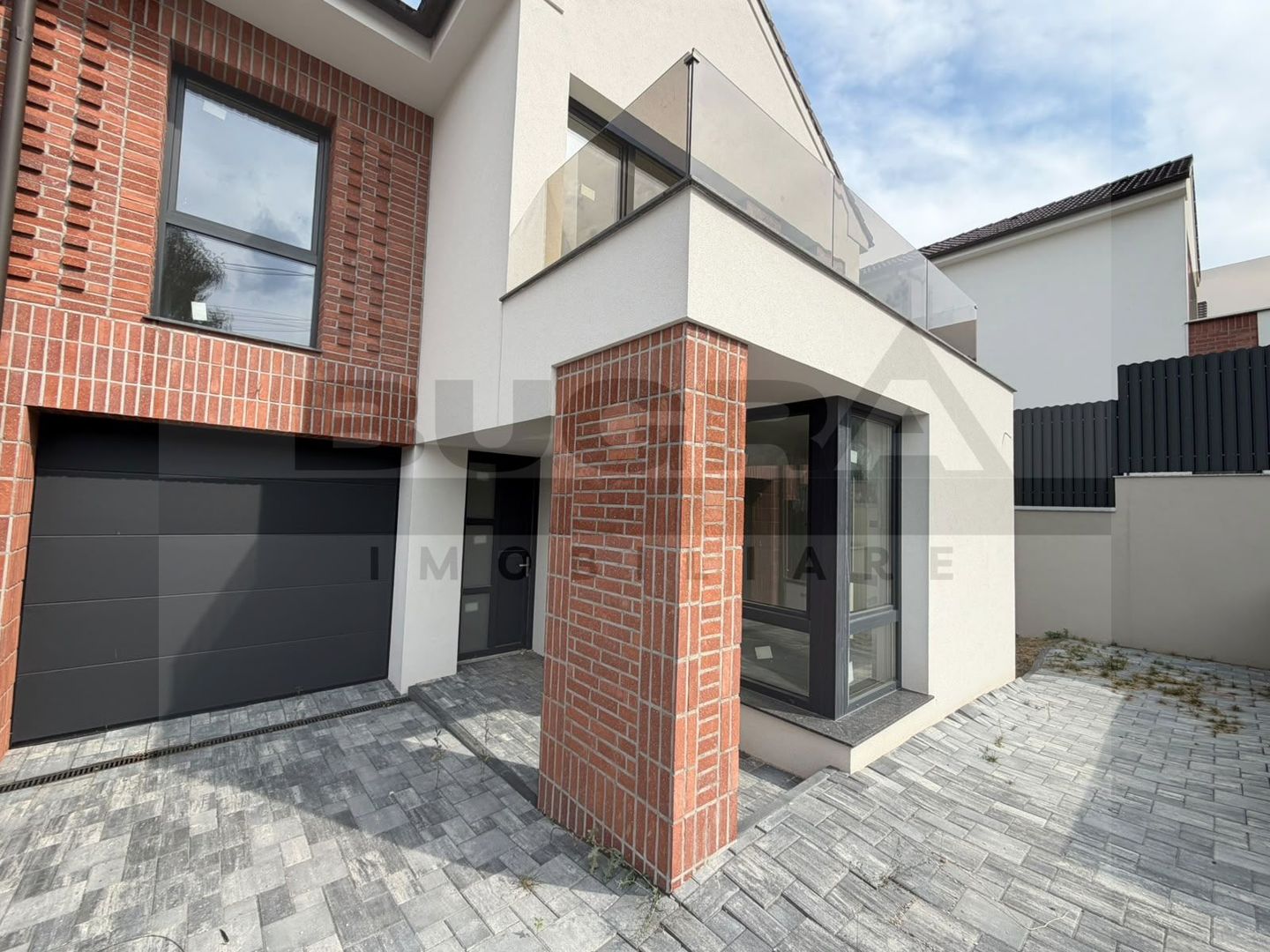 Casa Unifamiliara Premium de 314mp, teren 600, garaj, zona Romul Ladea - Poză 3