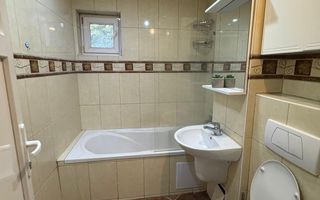 Apartament cu 3 camere, 65 mp, decomandat, Zona UMFST - Poză 10