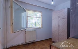 Apartament cu 4 camere - Poză 12
