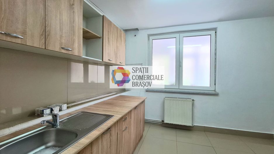 Spatiu birouri de închiriat Brasov - 60 mp # spatii-comerciale-brasov.ro - Poză 8