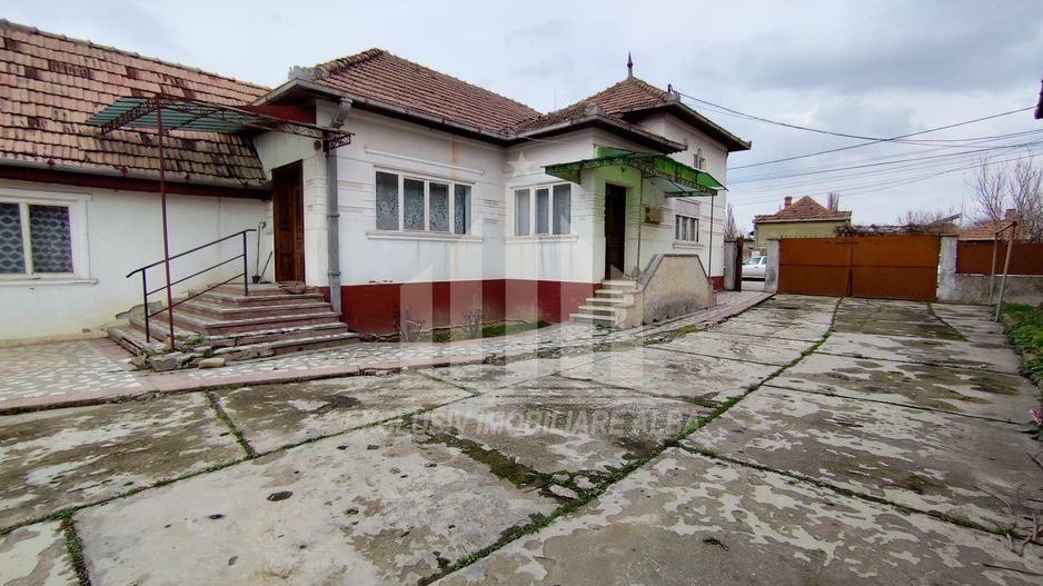 Casa individuala de vanzare, Barabant - Poză 1