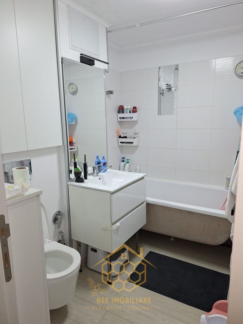 Apartament cu 3 camere in cartierul Rovine - Poză 6