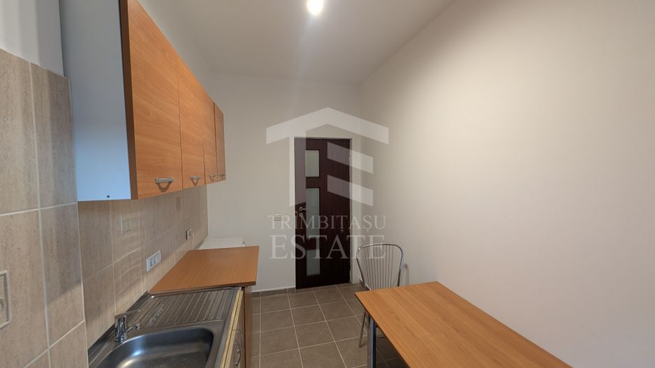 Garsonieră modernă 30 mp, Str. Cooperativei, cu balcon și parcare - Poză 7