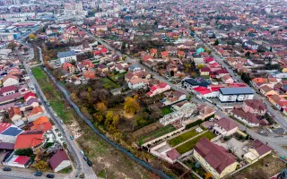 Teren în Pârneava – locație premium pentru casă sau duplex - Poză 13