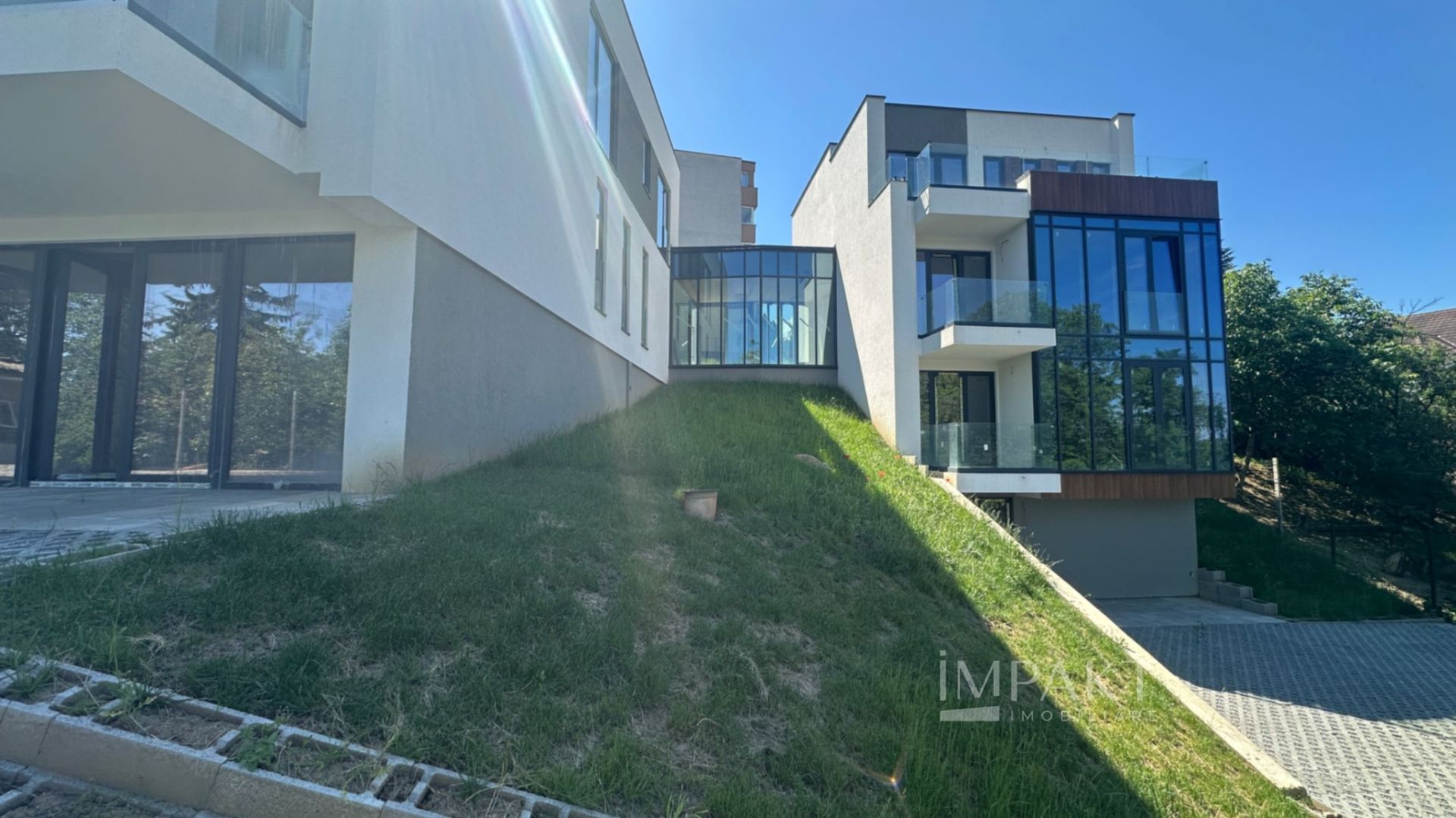 Cladire 650 mp utili | Capacitate 25+ parcari | Zorilor - Poză 4