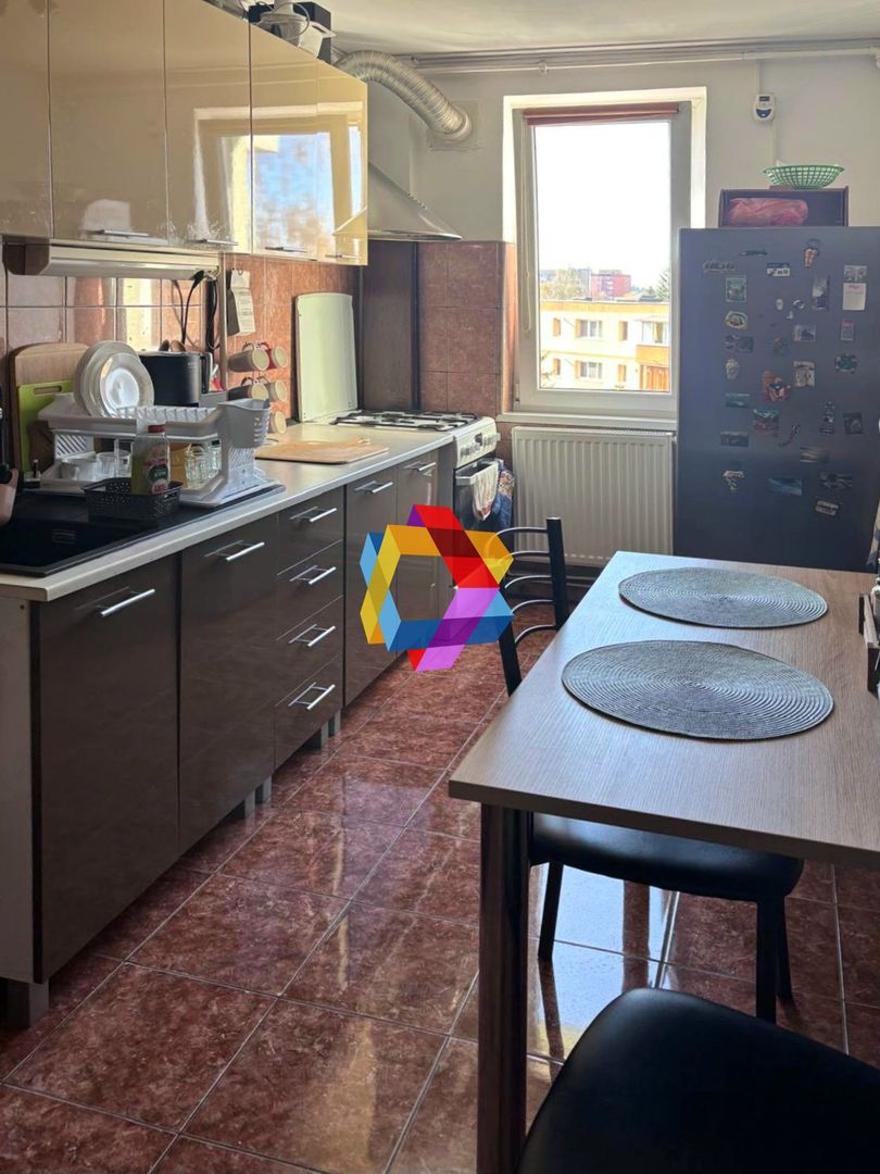 Apartament cu doua camere, zona Astra - Saturn, 50 mp - Poză 9