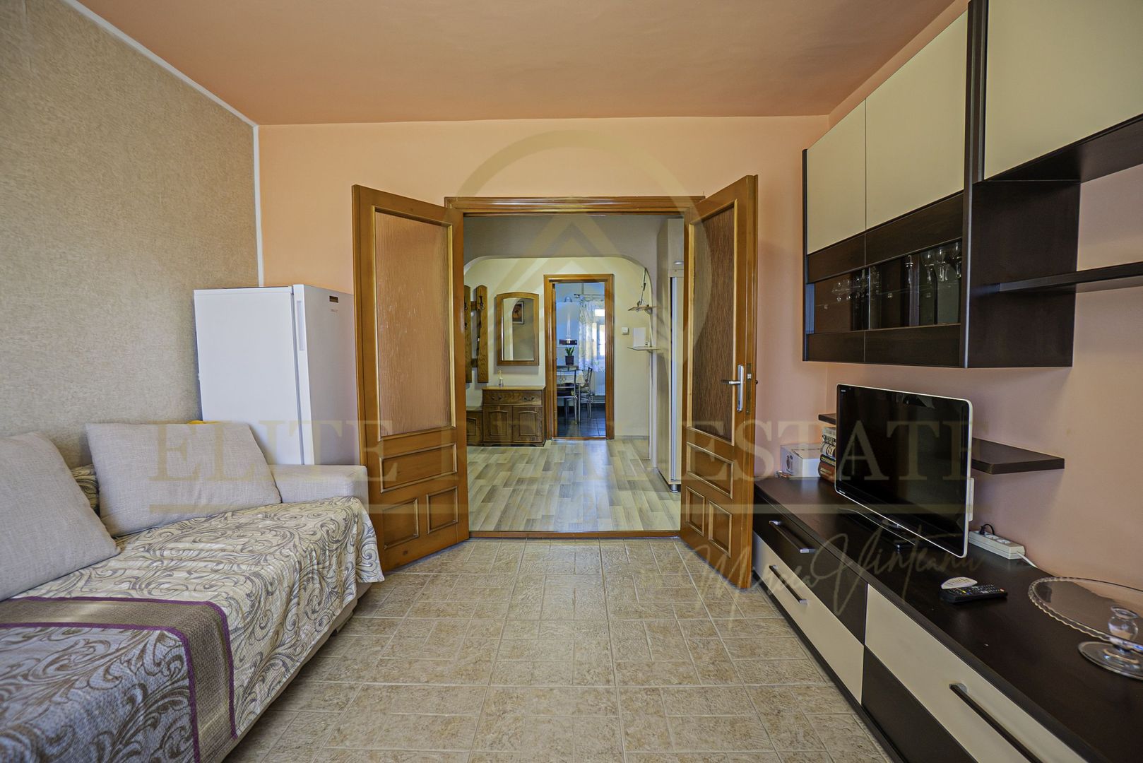 Apartament spațios cu 4 camere | 2 băi | 2 balcoane | Inel 2 - Poză 2