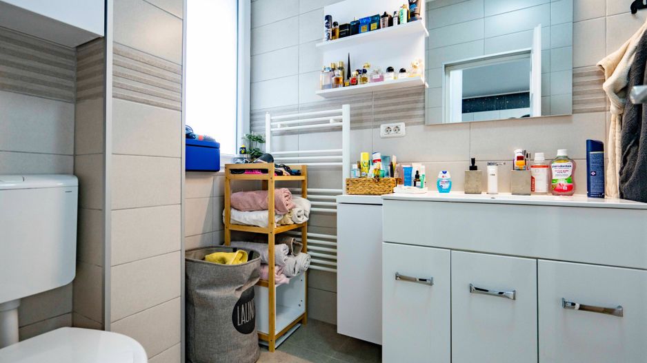 Apartament cu 2 camere de închiriat – bloc nou, zona Iosia Oradea - Poză 9