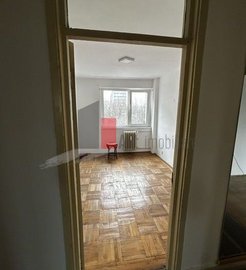 Apartament 3 camere Baba Novac de  renovat - Poză 3