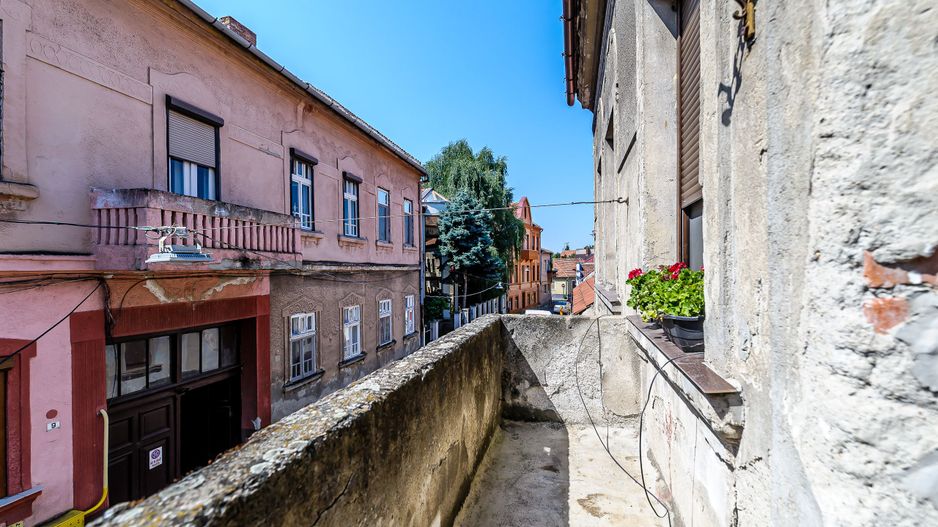 PRET NOU! Apartament spațios 3 camere - în Inima Aradului - COMISION 0 - Poză 5