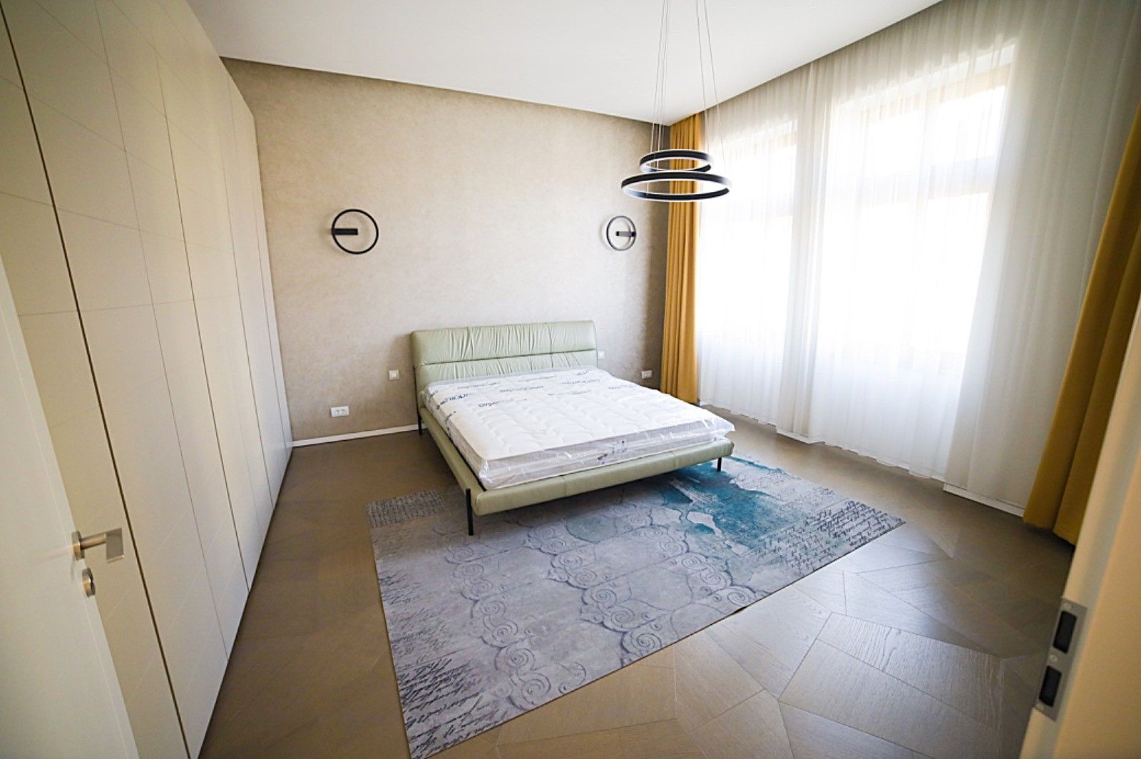 Apartament 3 camere de lux  Centru Istoric, 130mp, 2000Euro - Poză 17